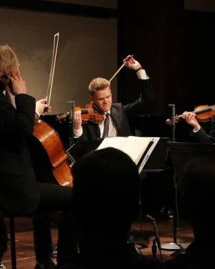 Jacksonville Symphony Orchestra: Rick Steves' Europe: A Symphonic Journey